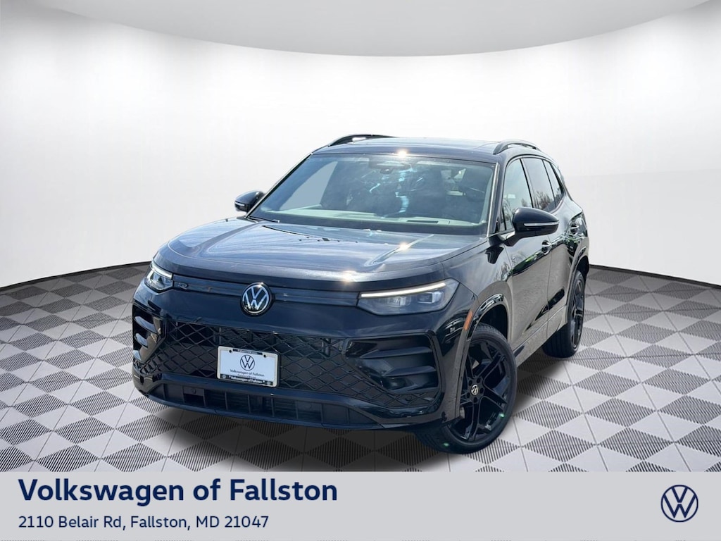 New 2026 Volkswagen Tiguan SE R-Line Black SUV
