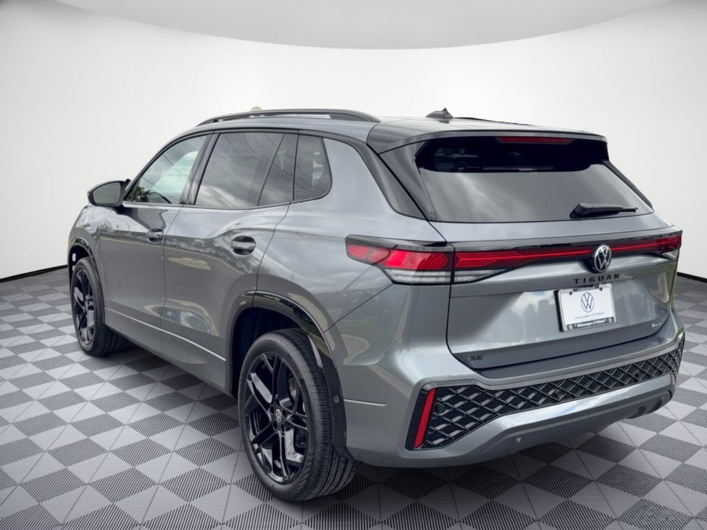 New 2026 Volkswagen Tiguan SE R-Line Black SUV