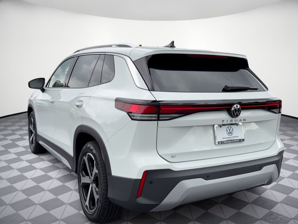 New 2026 Volkswagen Tiguan SE SUV