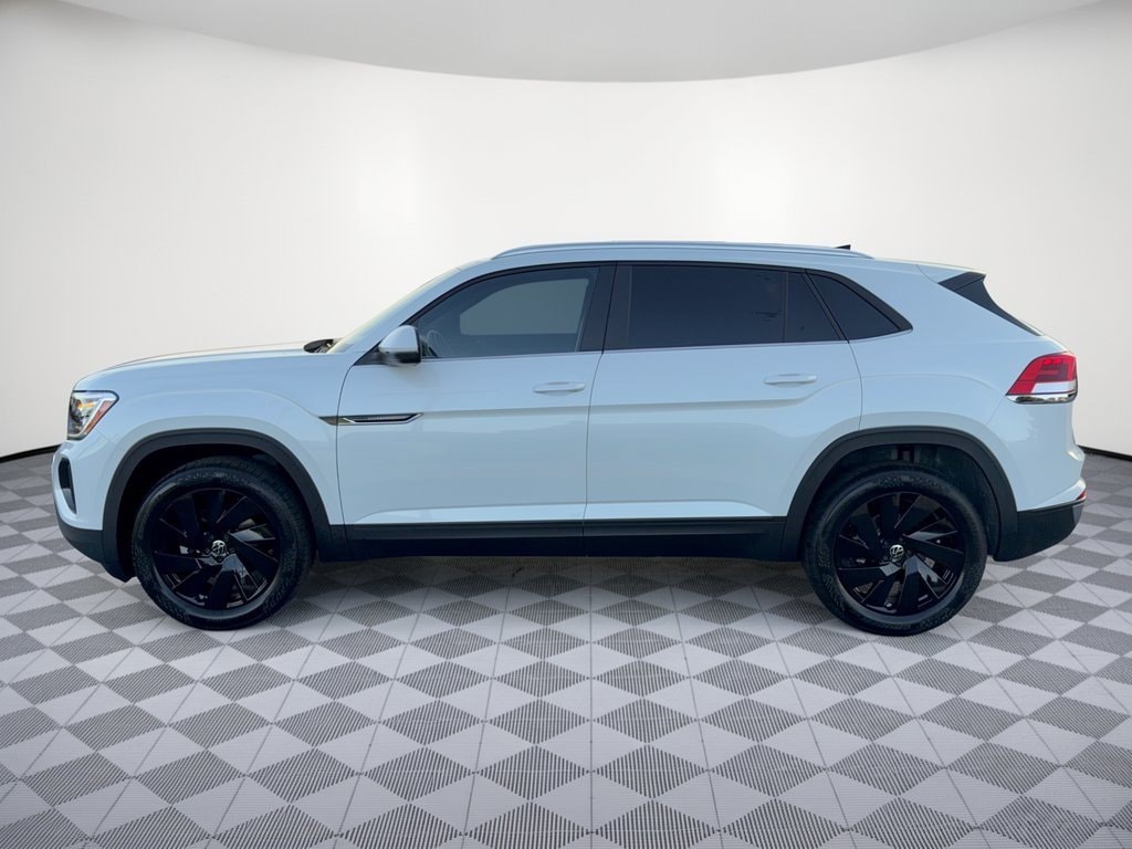 New 2026 Volkswagen Atlas Cross Sport 2.0T SE w/Technology SUV