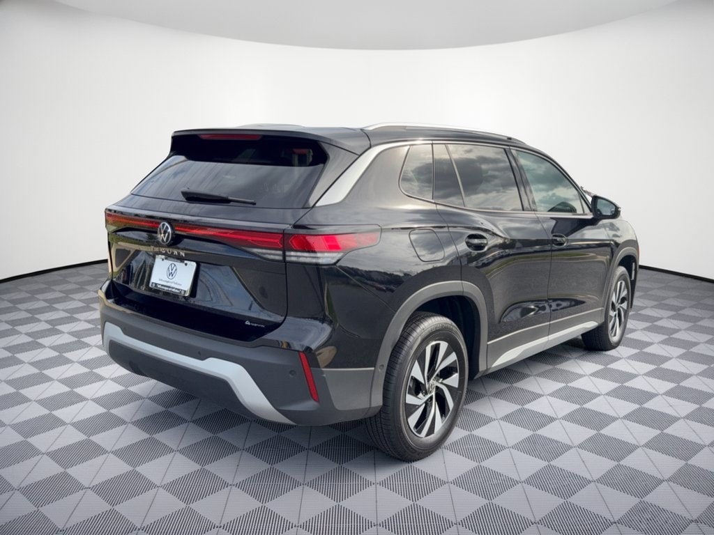 2026 Volkswagen Tiguan S - Photo 8