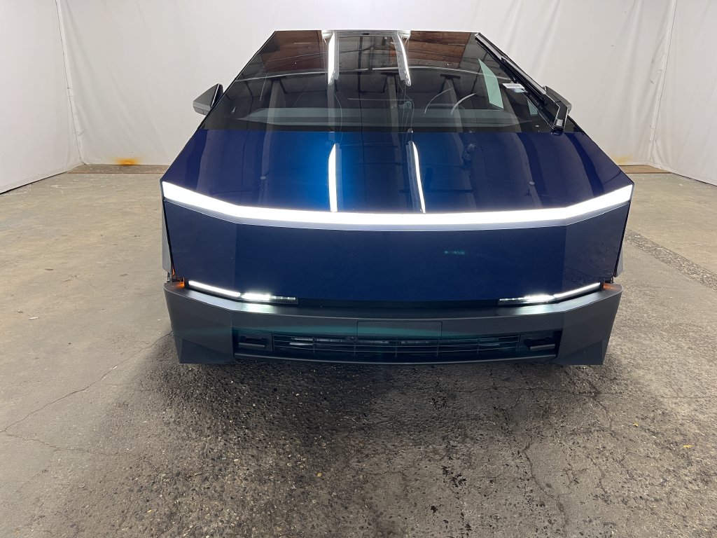 Used 2024 Tesla Cybertruck Base with VIN 7G2CEHED7RA006119 for sale in Kirkland, WA