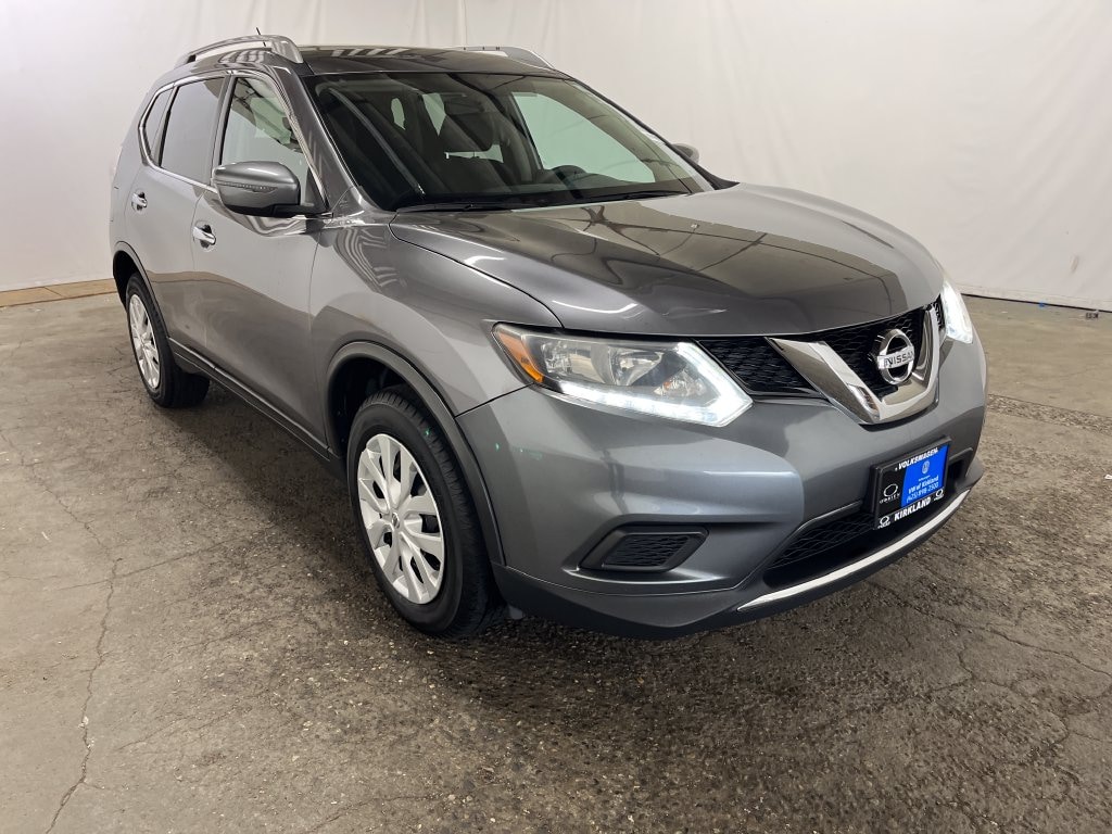 Used 2016 Nissan Rogue S SUV