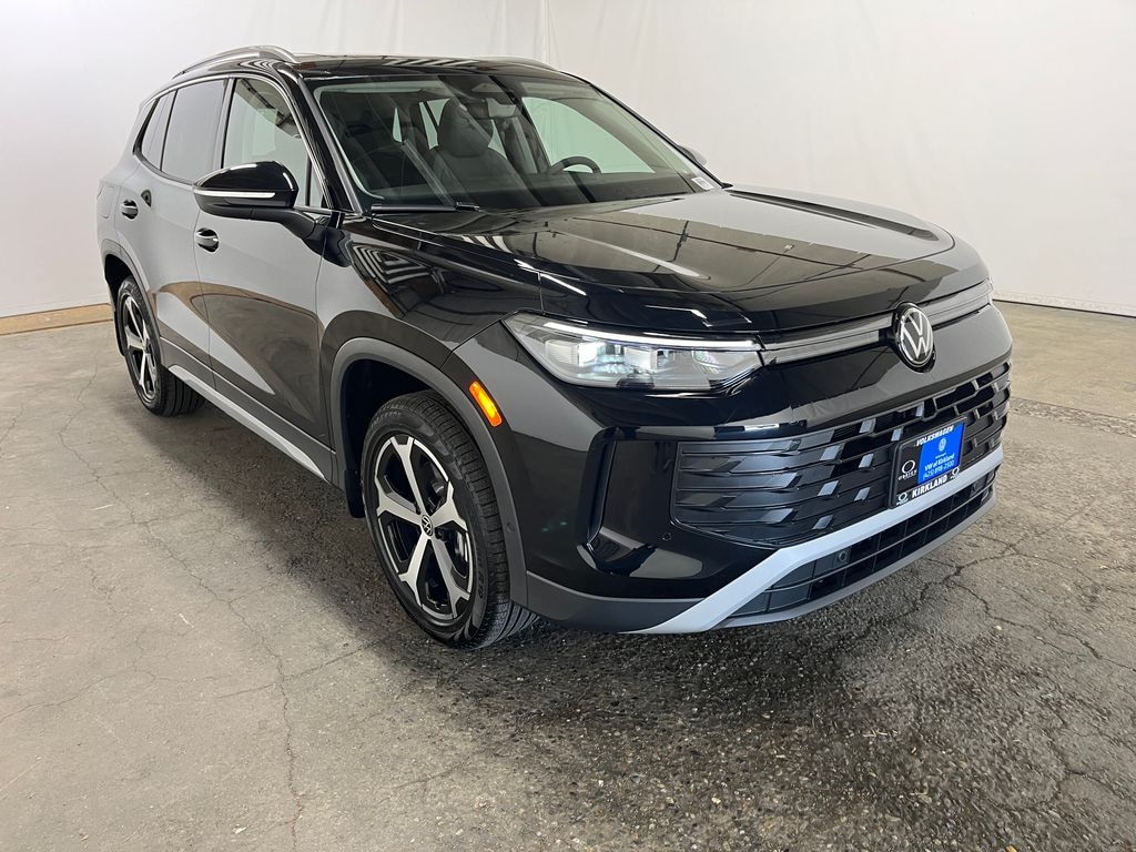 New 2026 Volkswagen Tiguan 2.0T SE SUV