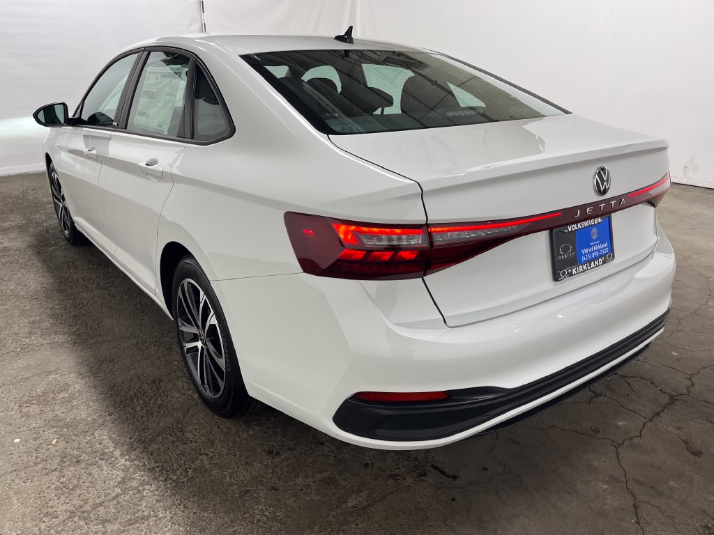 2026 Volkswagen Jetta Sport - Photo 7