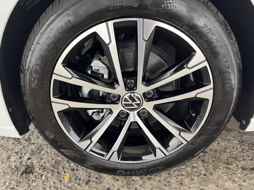 2026 Volkswagen Jetta Sport - Photo 22