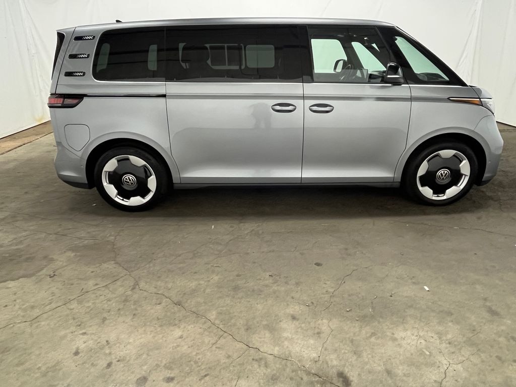 Certified 2025 Volkswagen ID. Buzz Pro S Minivan/Van