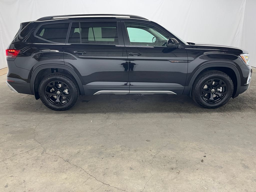 New 2026 Volkswagen Atlas Peak Edition SUV