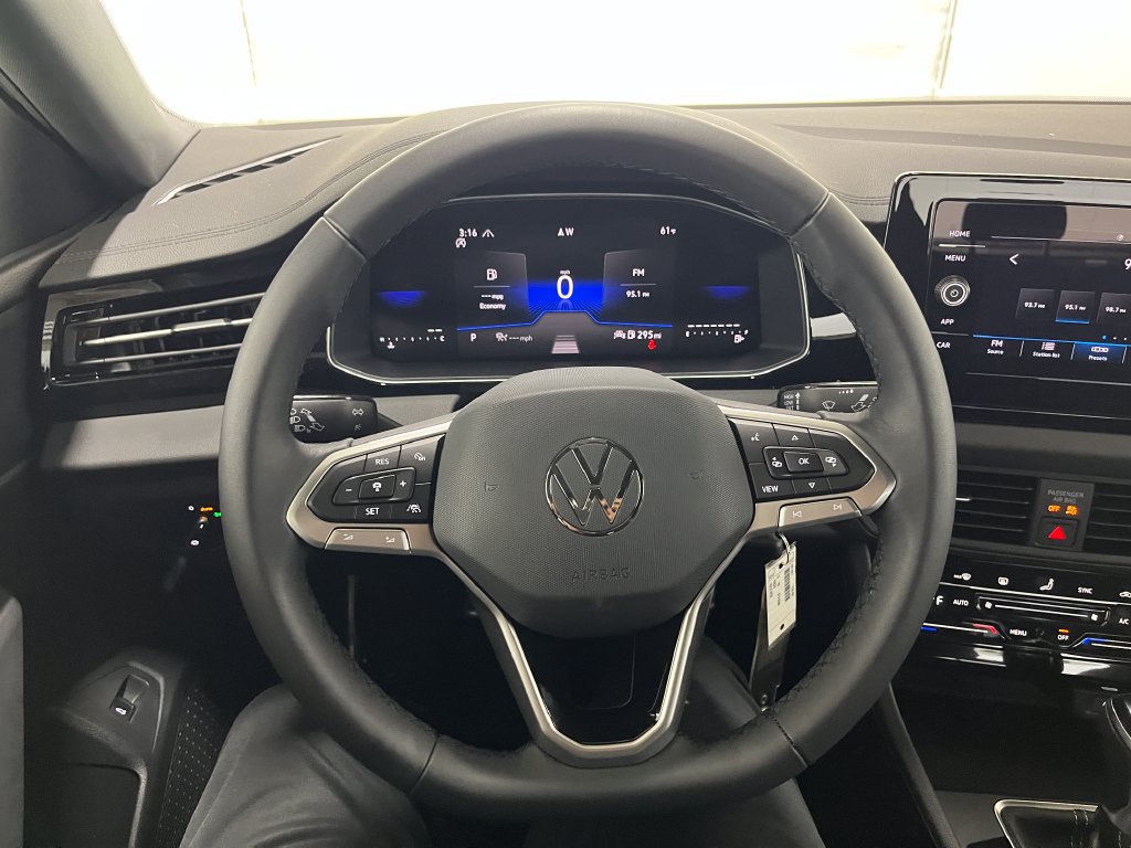 2026 Volkswagen Jetta Sport - Photo 17