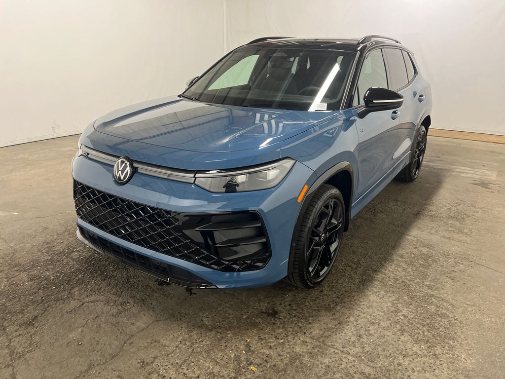 New 2026 Volkswagen Tiguan 2.0T SE R-Line Black SUV