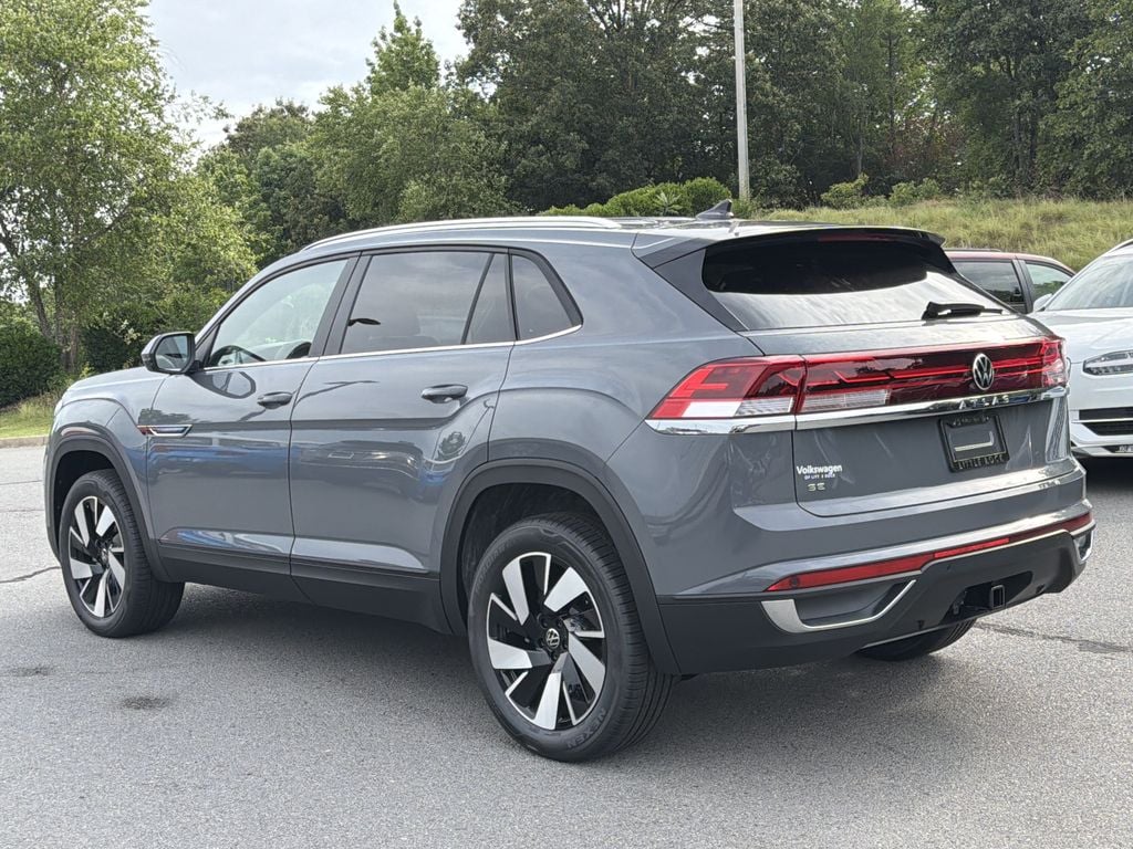 New 2026 Volkswagen Atlas Cross Sport 2.0T SE w/Technology SUV