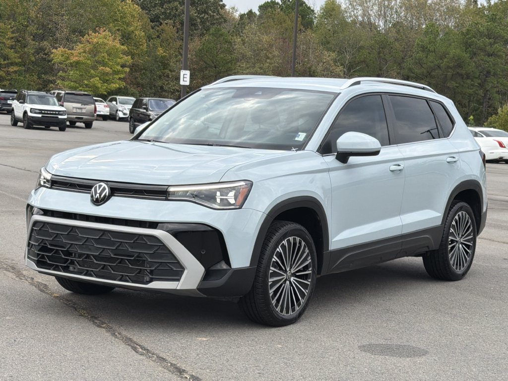2025 Volkswagen Taos