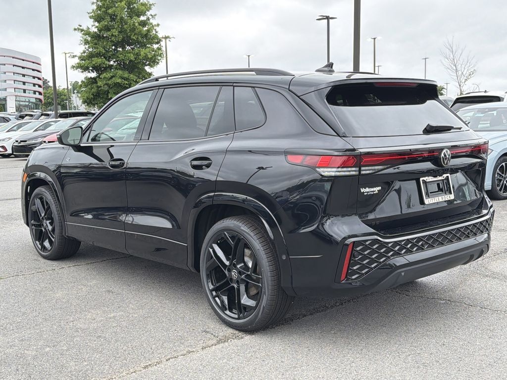 New 2026 Volkswagen Tiguan SE R-Line Black SUV