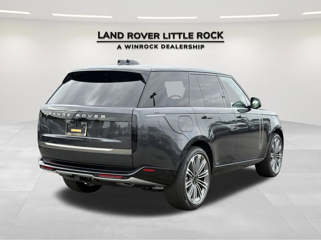 New 2026 Land Rover Range Rover SE SUV