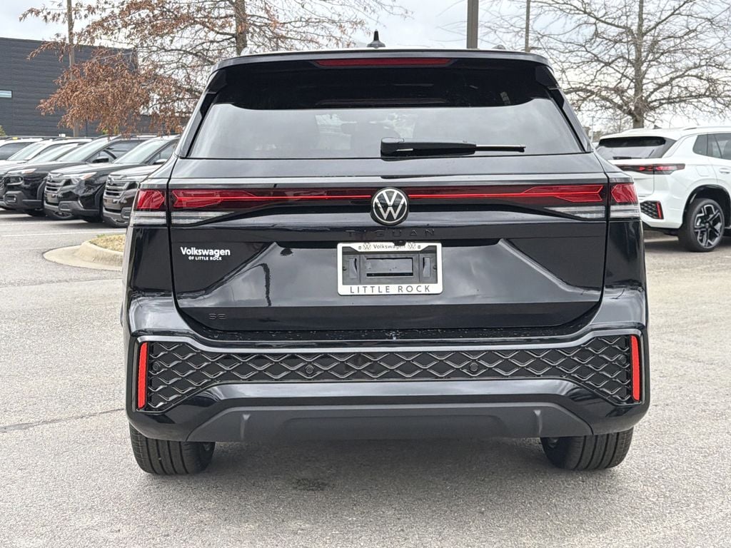 New 2026 Volkswagen Tiguan SE R-Line Black SUV