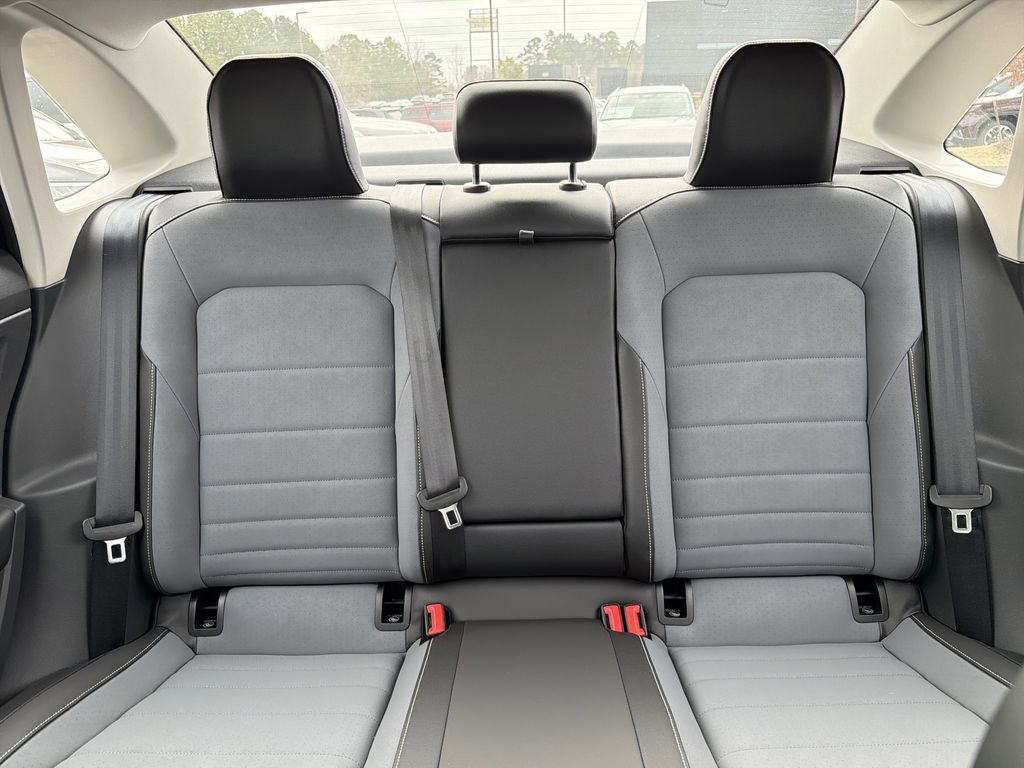 2026 Volkswagen Jetta SE - Photo 29