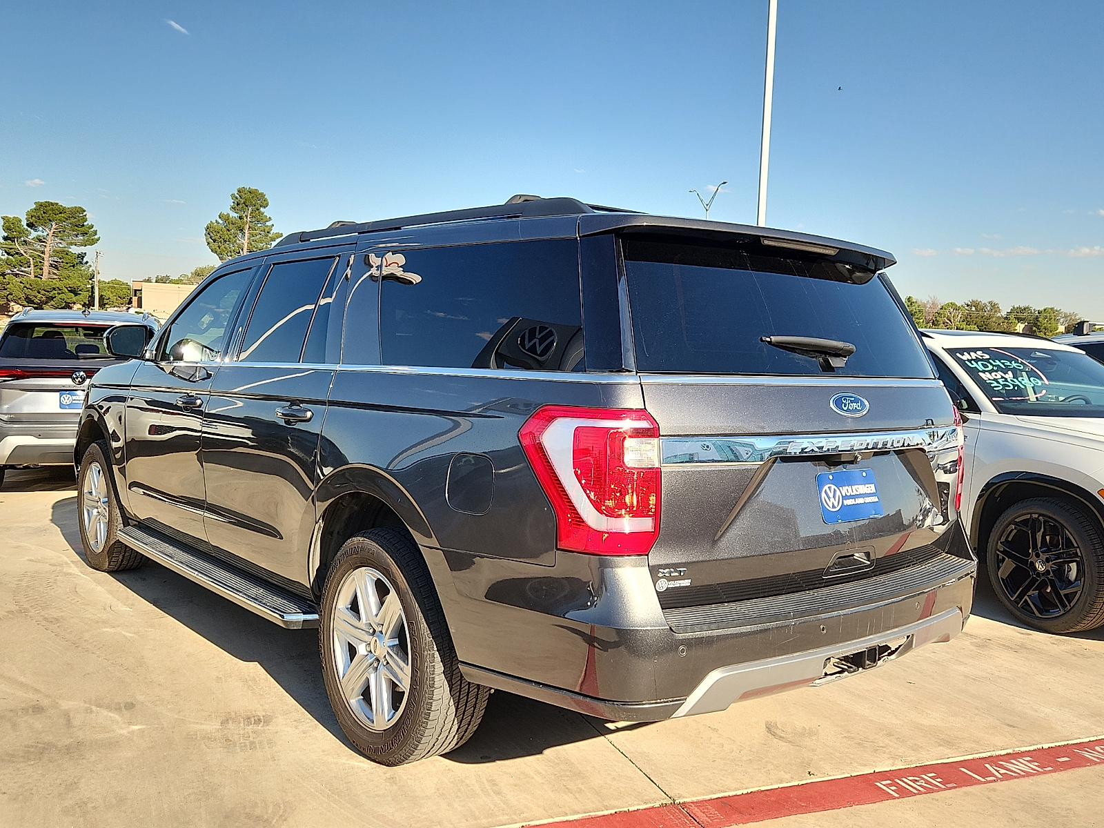 Used 2021 Ford Expedition Max XLT SUV