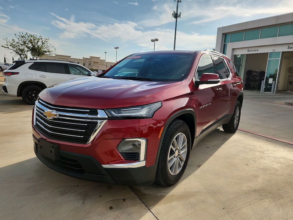 Used 2023 Chevrolet Traverse AWD LT Leather SUV