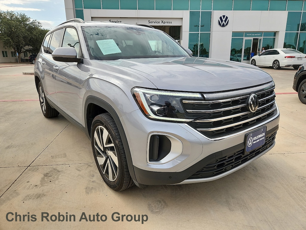 Used 2025 Volkswagen Atlas 2.0T SE w/Technology SUV