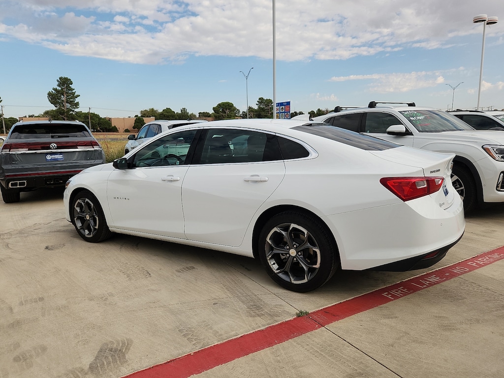 Used 2024 Chevrolet Malibu FWD 1LT Sedan