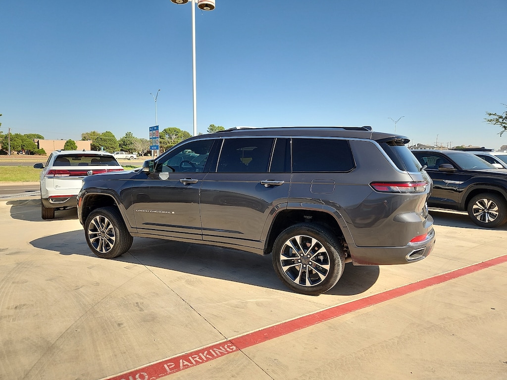 Used 2022 Jeep New Grand Cherokee Overland SUV