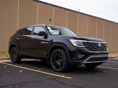 2026 Volkswagen Atlas Cross Sport 2.0T SE w/Technology SUV