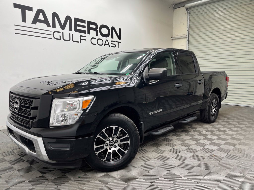 Used 2024 Nissan Titan SV Truck Crew Cab