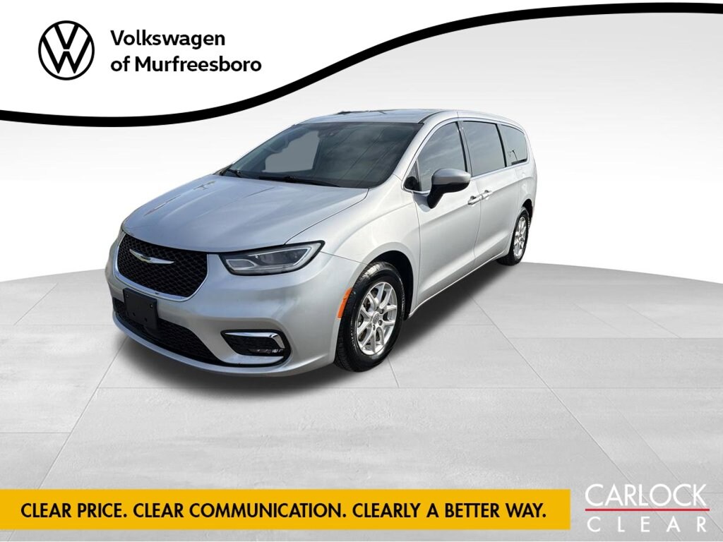 Used 2023 Chrysler Pacifica Touring L Van Passenger Van