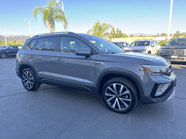 2023 Volkswagen Taos SE SUV