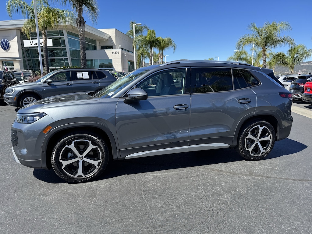 Used 2026 Volkswagen Tiguan SE SUV