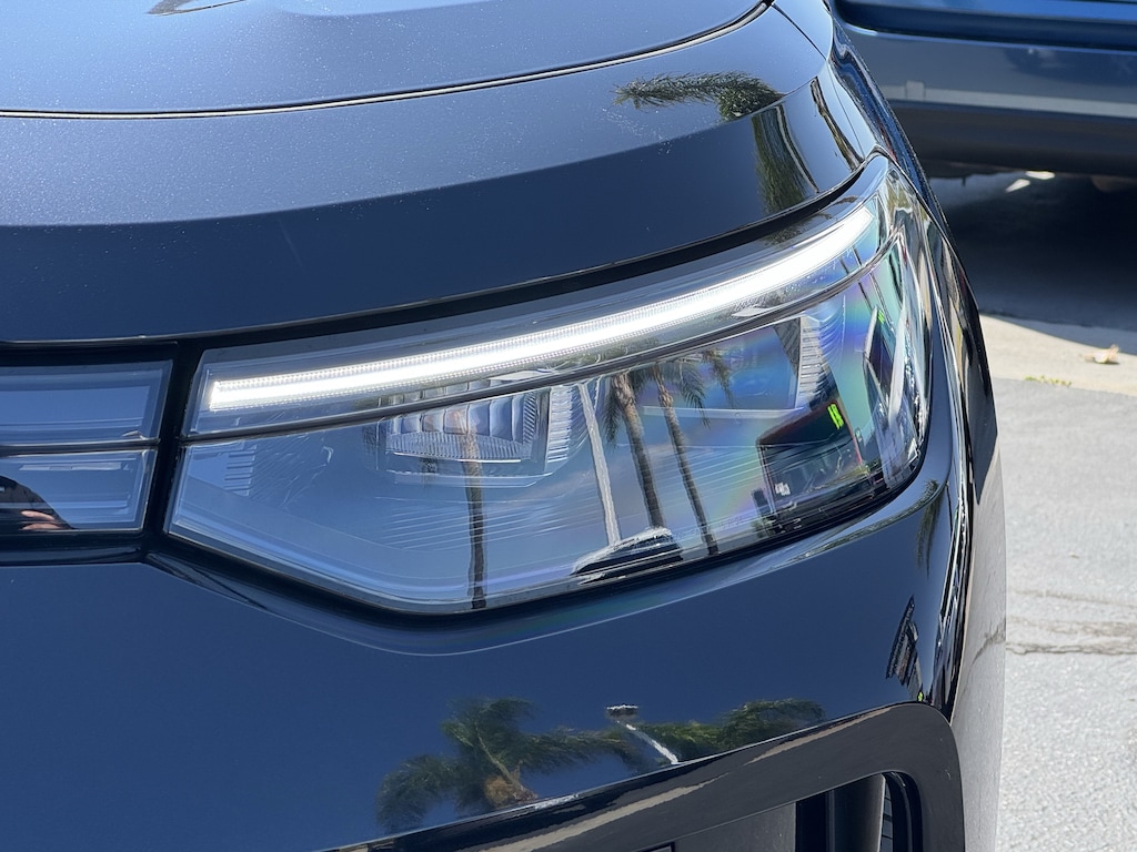 Certified 2025 Volkswagen Tiguan SE SUV