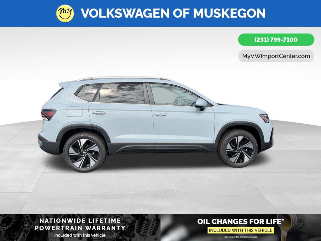 2027 Volkswagen Taos SE - Photo 8