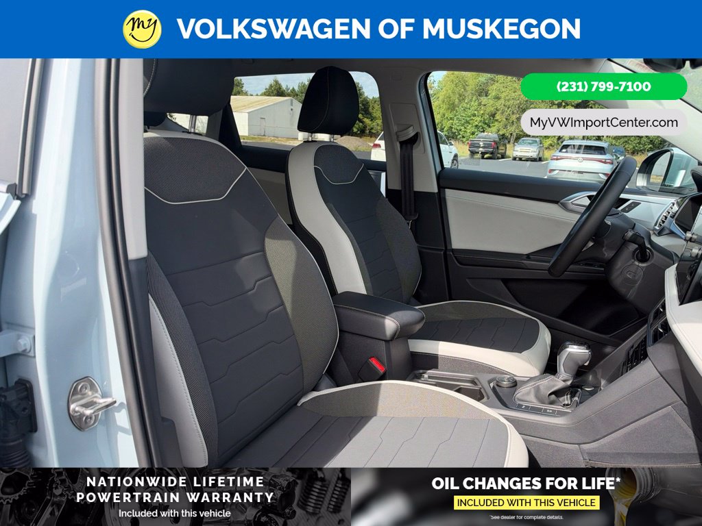 2027 Volkswagen Taos SE - Photo 27