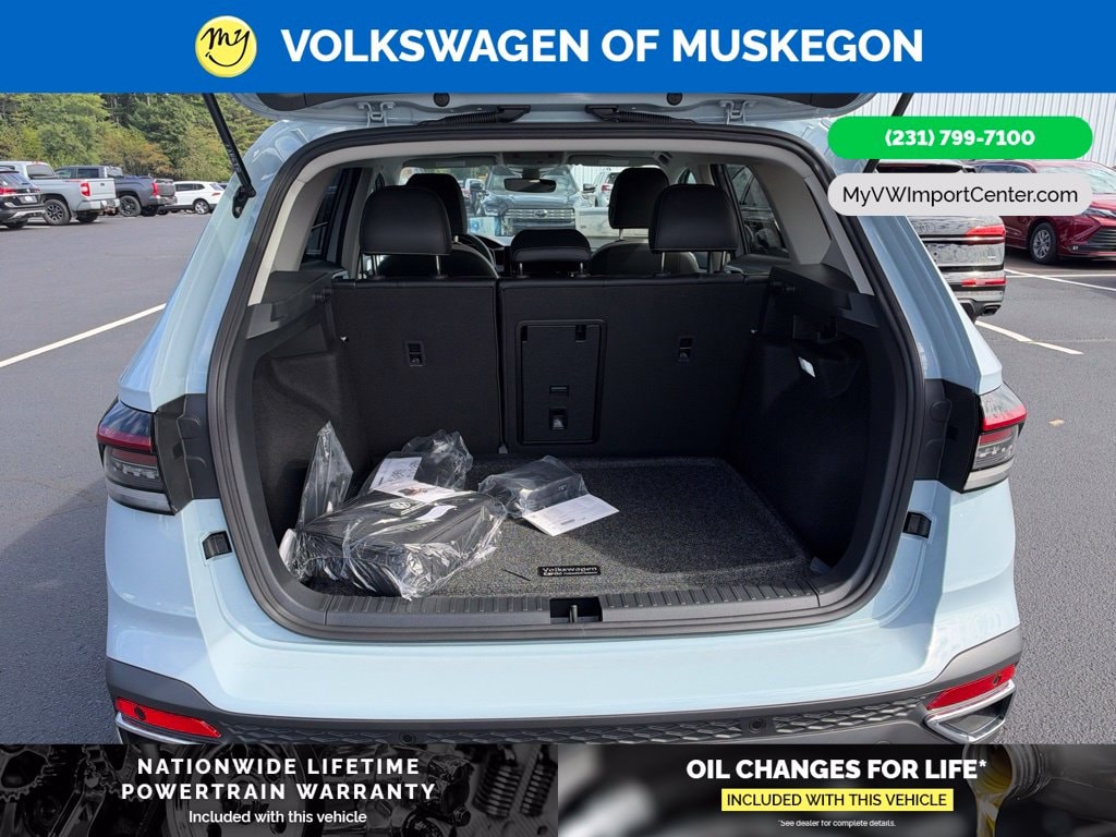 2027 Volkswagen Taos SE - Photo 26