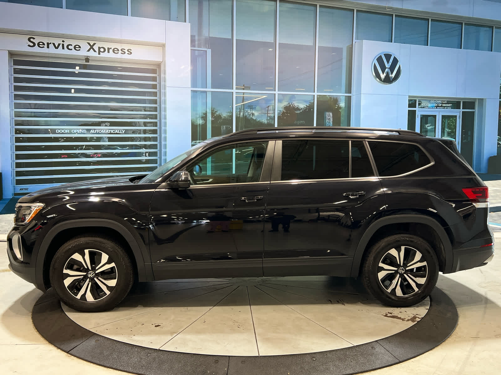 Certified 2024 Volkswagen Atlas 2.0T SE SUV