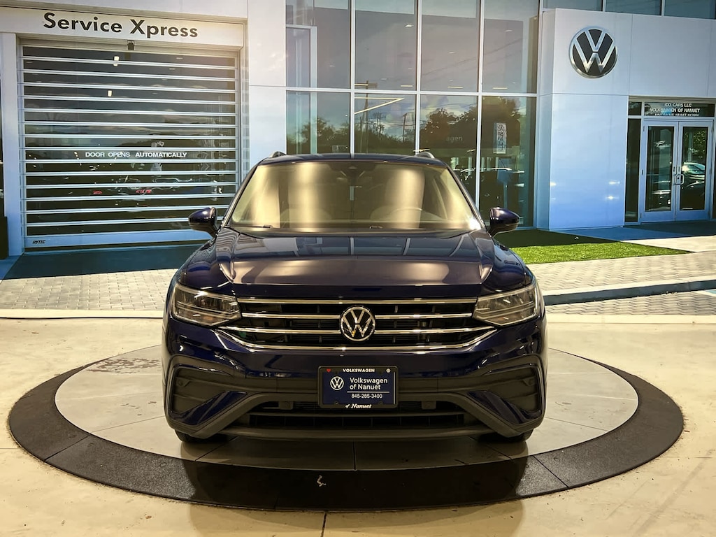 Used 2024 Volkswagen Tiguan 2.0T SE SUV