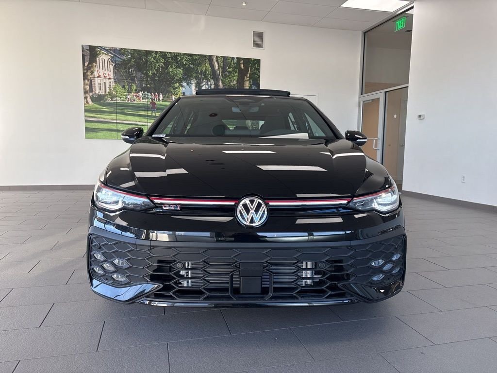 2026 Volkswagen Golf GTI SE - Photo 4