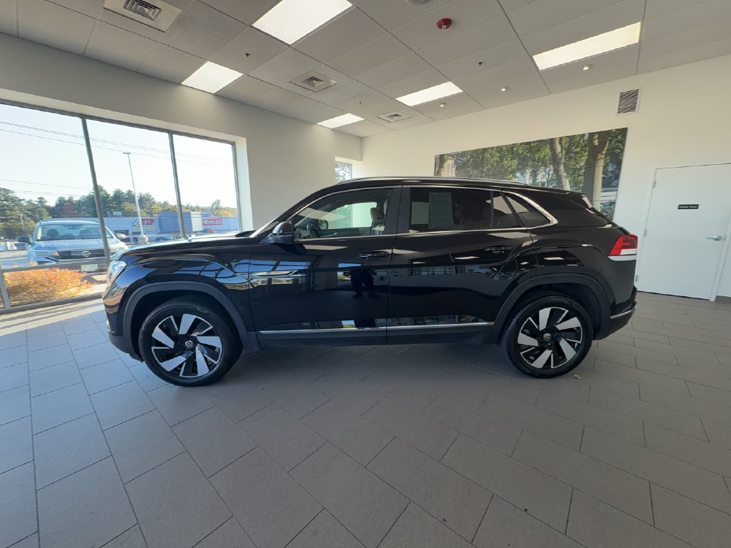 Used 2024 Volkswagen Atlas Cross Sport 2.0T SEL SUV