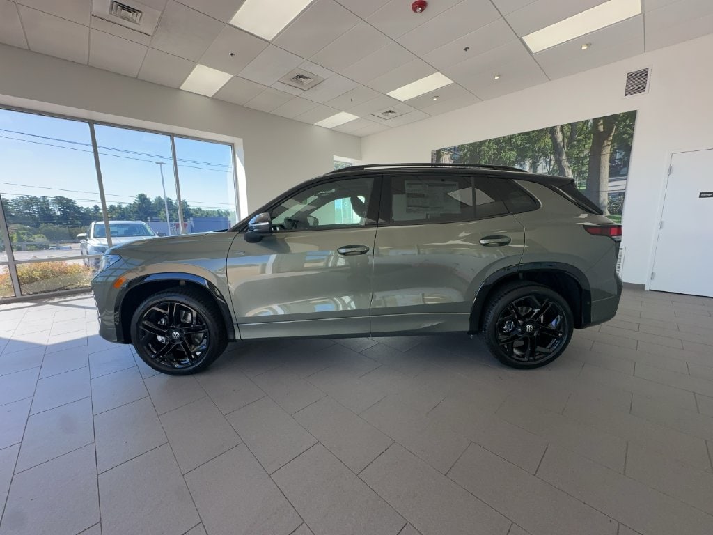 New 2026 Volkswagen Tiguan SE R-Line Black SUV