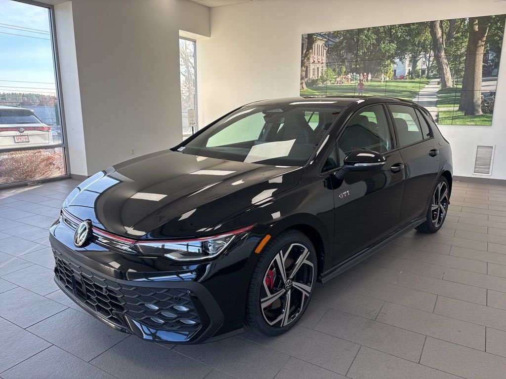 2026 Volkswagen Golf GTI SE - Photo 3