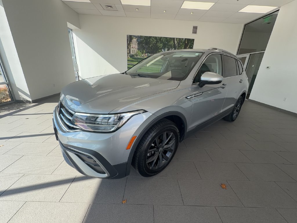 Certified 2024 Volkswagen Tiguan 2.0T SE SUV