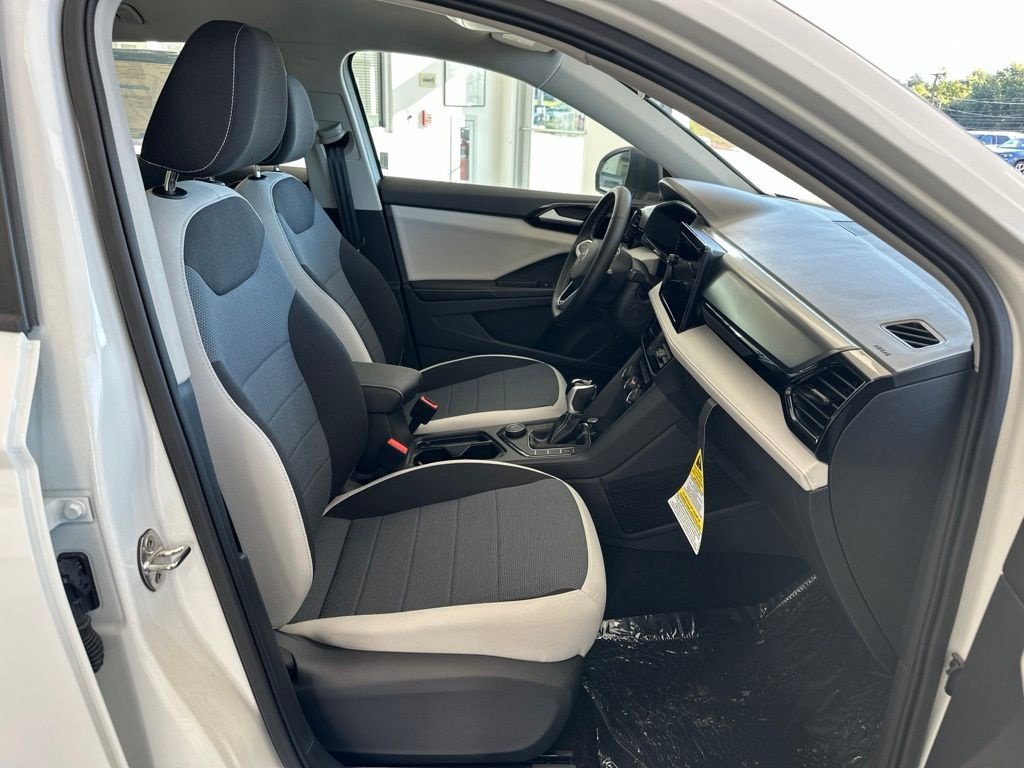 2026 Volkswagen Taos S - Photo 8