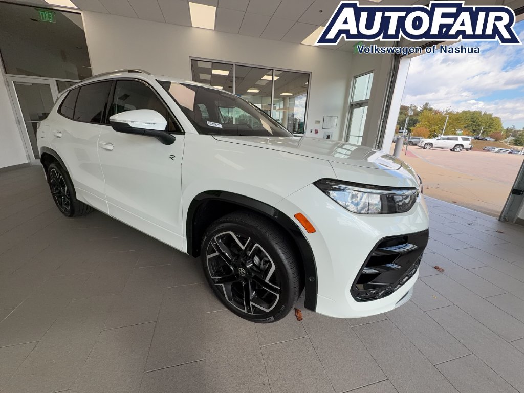 New 2026 Volkswagen Tiguan SEL R-Line Turbo SUV