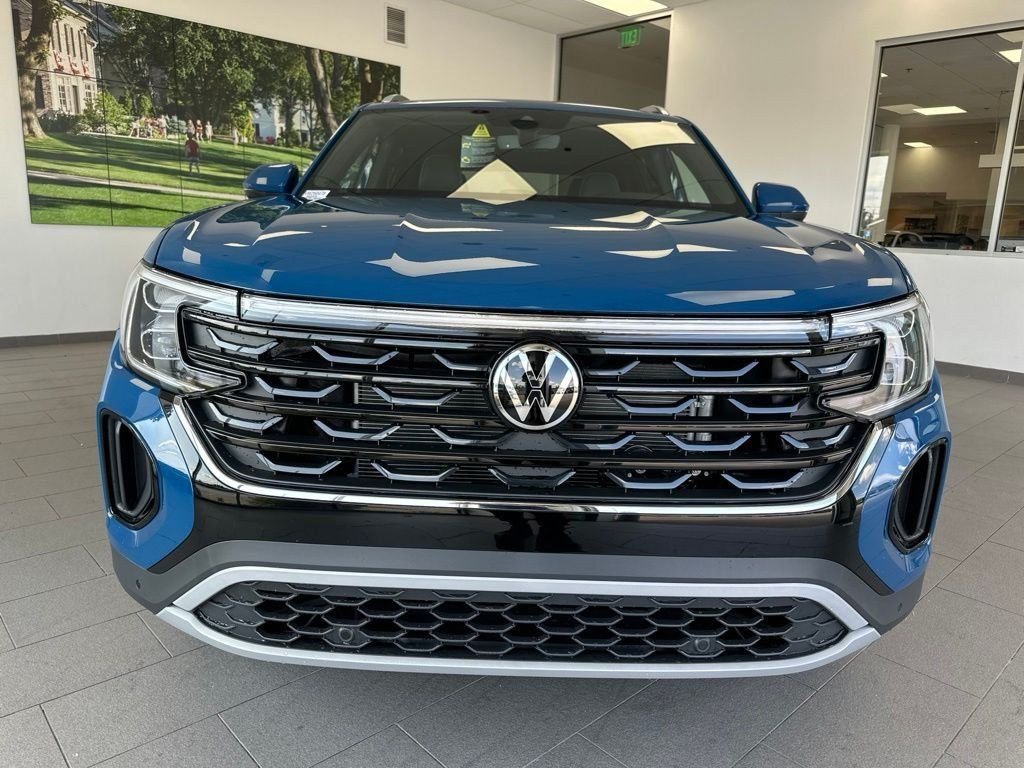 New 2026 Volkswagen Atlas Cross Sport SE w/Technology SUV