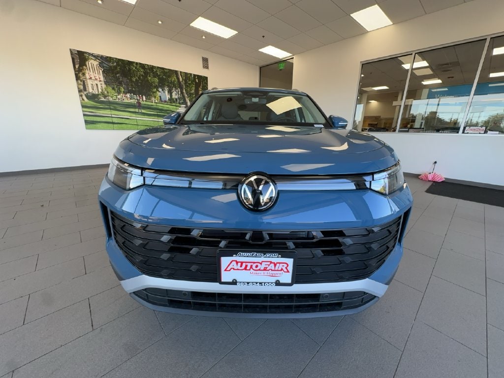 New 2026 Volkswagen Tiguan SE SUV