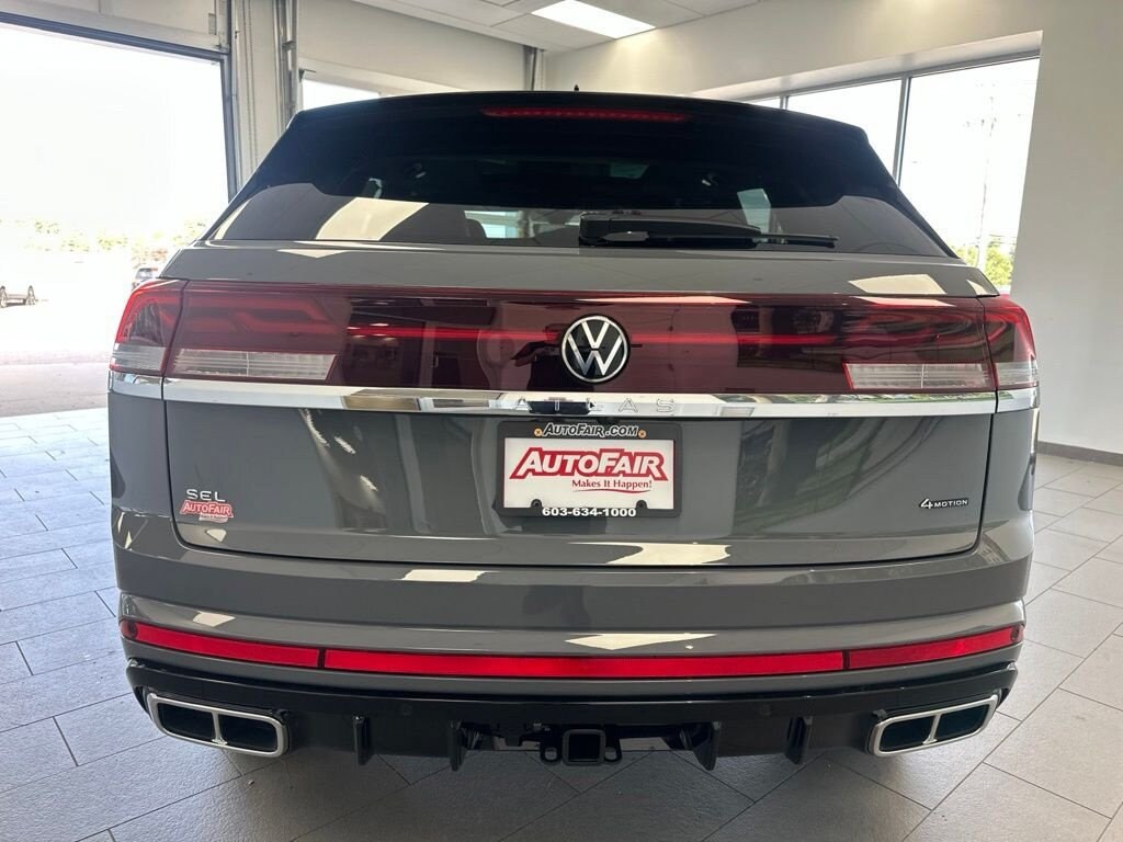 New 2026 Volkswagen Atlas Cross Sport SEL Premium R-Line SUV