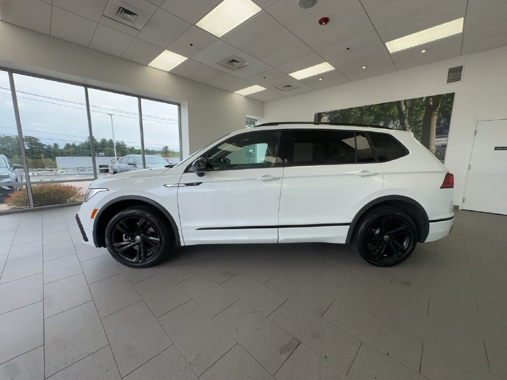 Certified 2024 Volkswagen Tiguan 2.0T SE R-Line Black SUV