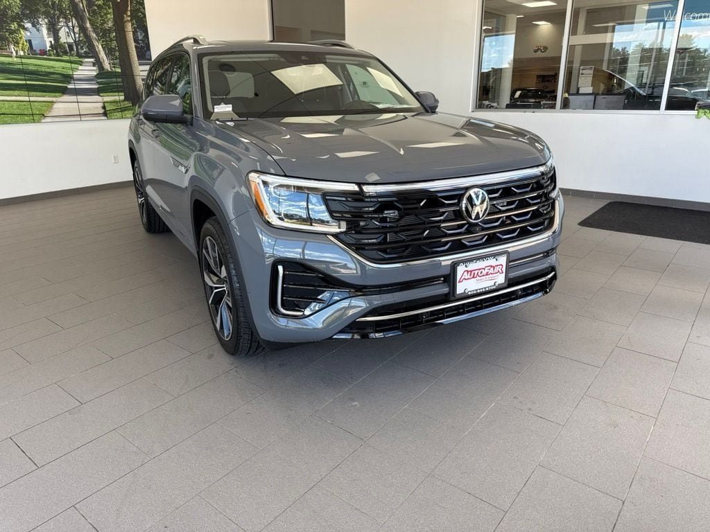 New 2026 Volkswagen Atlas SEL Premium R-Line SUV