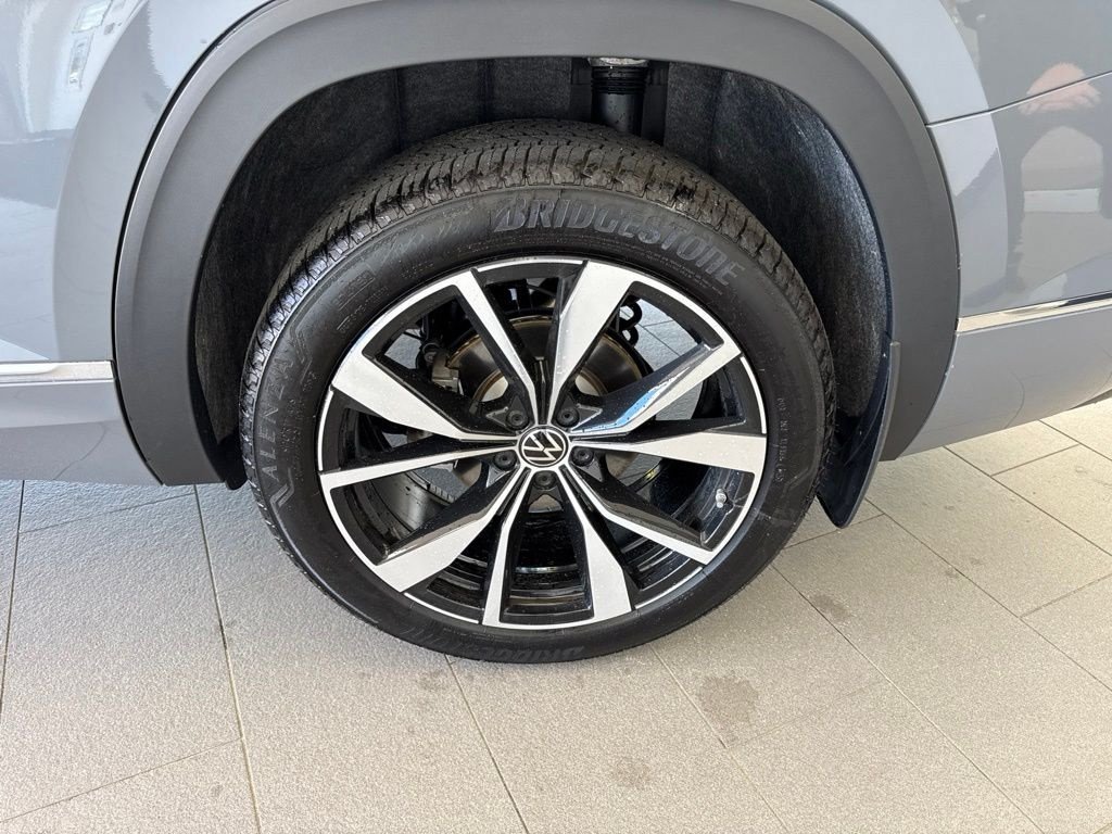 2026 Volkswagen Atlas SEL Premium R-Line - Photo 13