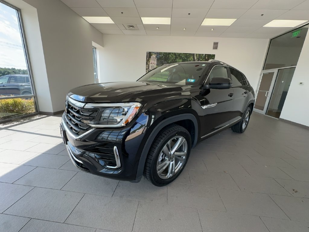 Certified 2024 Volkswagen Atlas Cross Sport 2.0T SEL R-Line SUV